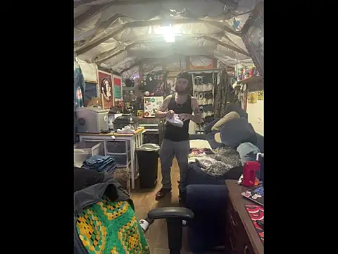 clouddadddyyy420 (M young) - smoke and stroke