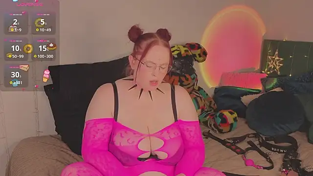 MilanaSkyingg webcam