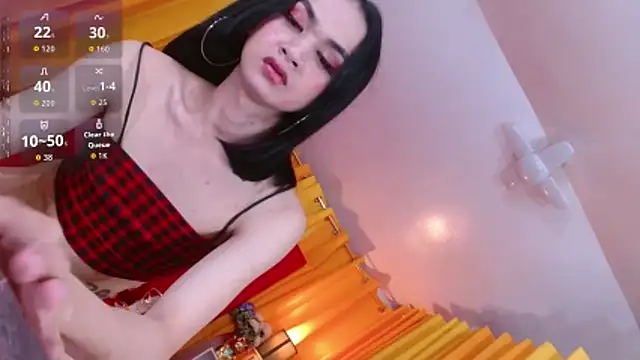 XxTransCaseyBigCumxX webcam