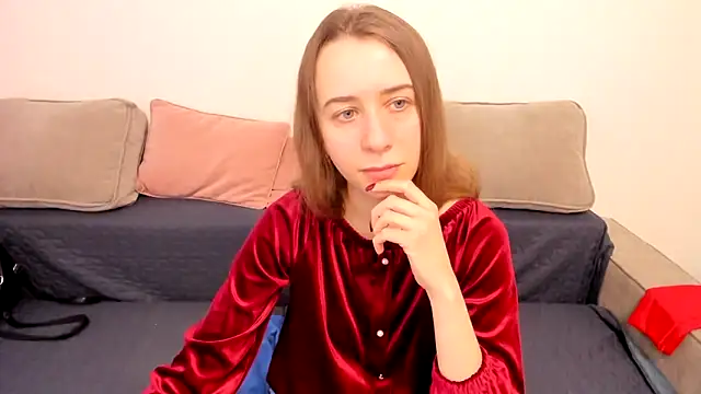 alisaakiss - Alisaakiss's free webcam