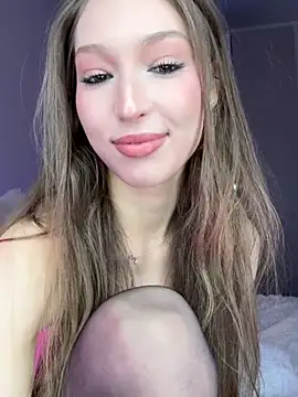 angelleeen (F teen) - Fingering my pussy💦😝