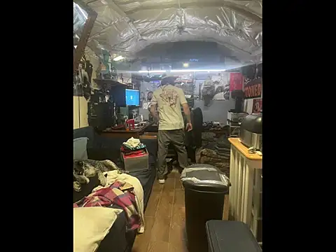 clouddadddyyy420 (M young) - smoke and stroke