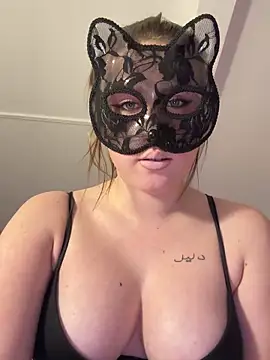 FrancaiseLili webcam