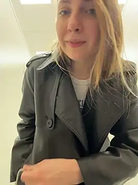 Sunny___Bunny webcam