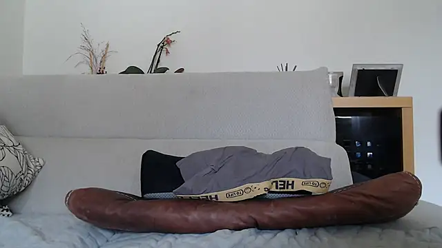 Trans_MILF_Raya webcam