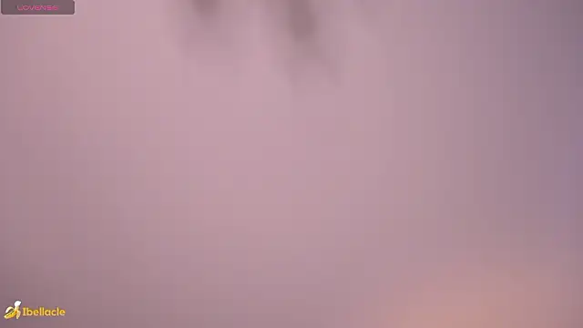 bellacle (F teen) - spray some water on boobs