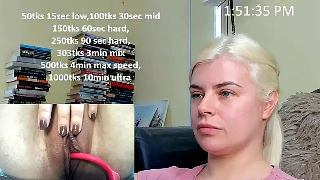 queenofthenighttt webcam