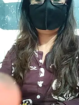 Aishwaryaa_69 webcam