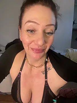 TheSweetestFknSlut webcam