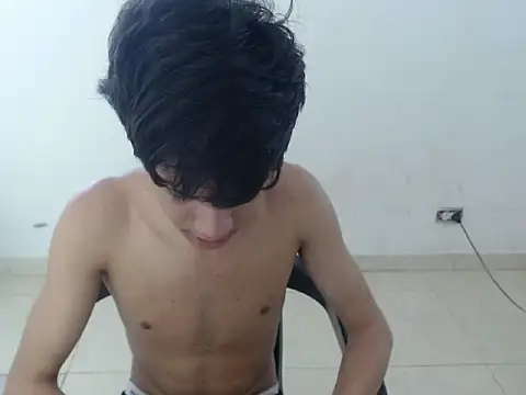 twink_straight_ webcam
