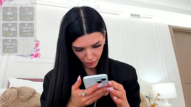 jasmilyn - JasmiLyn's free webcam