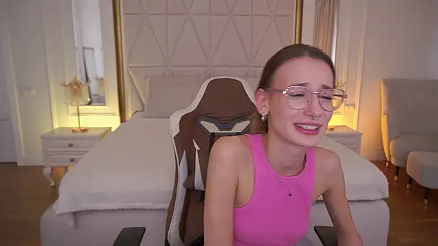 cozymell - CozyMell's free webcam