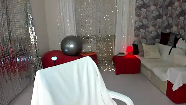 KarinaSweeety webcam