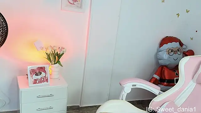 sweet_dania_ webcam