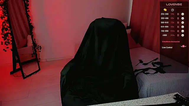 effie_mirelll webcam