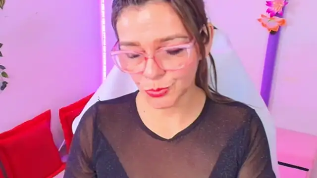 carol_miss2 - Carol_Miss2's free webcam