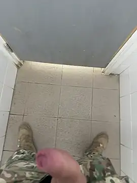 chrisst32 - Chrisst32's free webcam