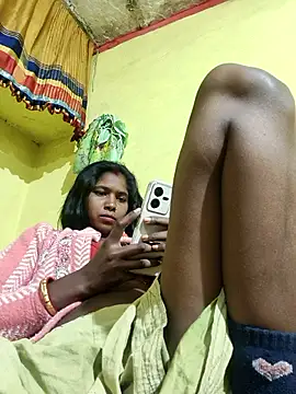 Webcam Model (Fasfas2)  is live.Free join now!