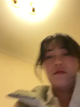 Molly-xiao webcam