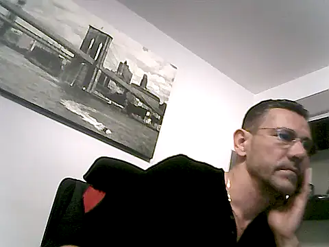 mastercharisma35 (Ask my age) - like tips pls.. more for come private