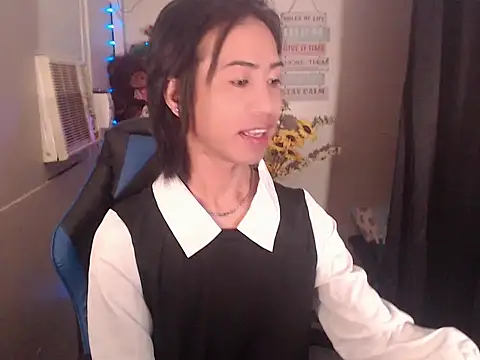 manilagirl_x (Ask my age) - MAKE LOVE WITH ME <3 lets cum !!