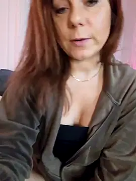 angeladesires - AngelaDesires's free webcam