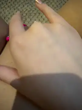 anonimgirl18old webcam