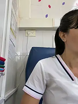 Webcam Model (aphrodite_sexy)  is live.Free join now!