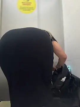 _Abril-Office1 webcam