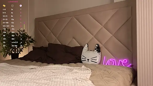 OdetteHarwick webcam