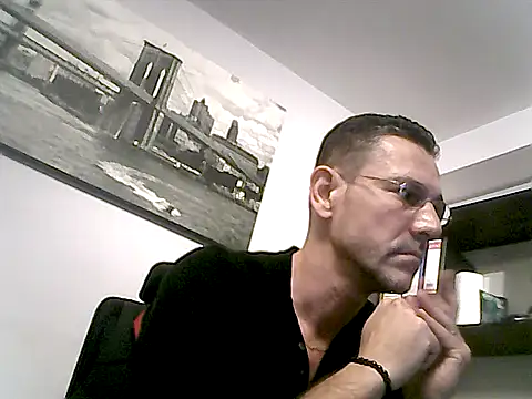 mastercharisma35 webcam