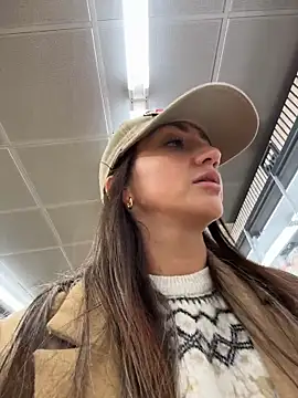 Ninabigtitied webcam