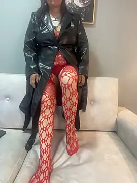 Webcam Model (Savvanahh)  is live.Free join now!