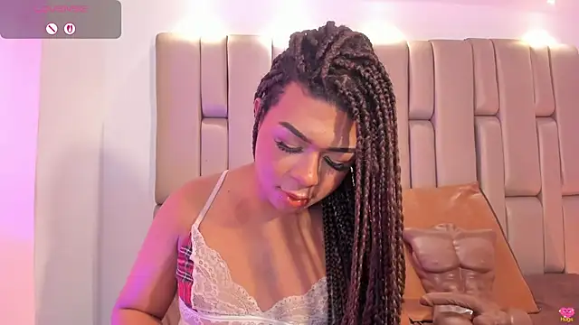 sol_vanegas - Sol_Vanegas's free webcam - UK Sex Cams