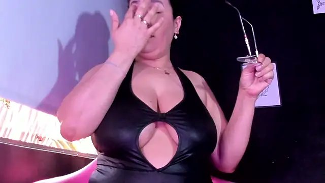 alondrabigtits webcam