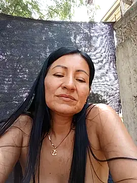 maturexxxnaughty from StripChat is Freechat