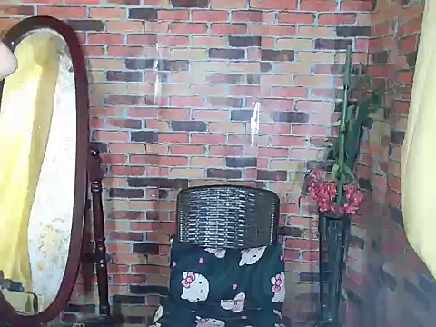 Ts-AsianSwallowCum webcam