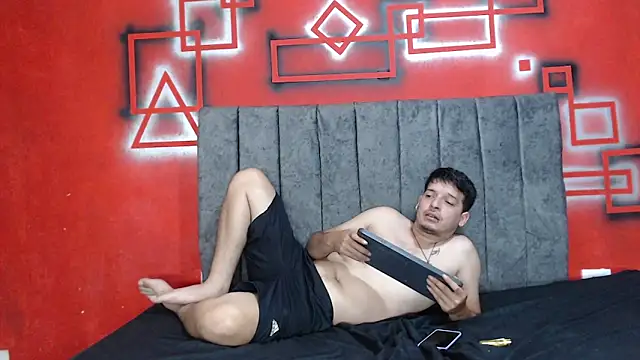 ferneymanti - FerneyManti's free webcam - UK Sex Cams