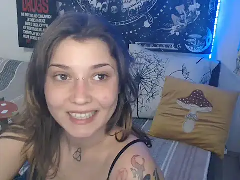 AlienforTwenty webcam