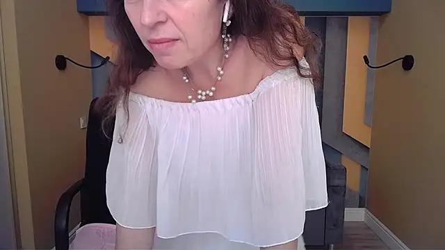 ellalong - EllaLong's free webcam