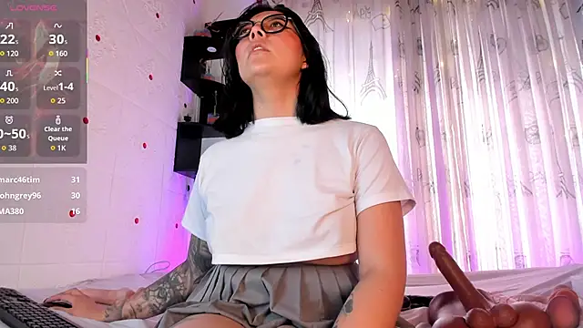 LolaXXXperience webcam