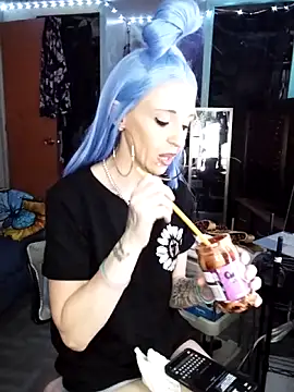 Purple2StayThnxx webcam