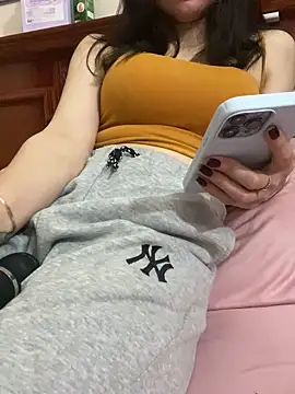 phale2x - Phale2x's free webcam - UK Sex Cams