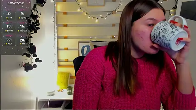 Josephine_Kiss webcam