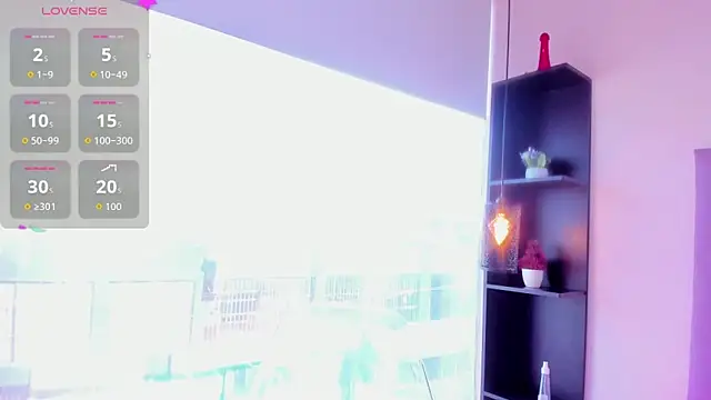 hidden_violeta webcam