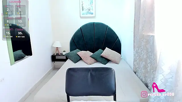 lenaruiz_ - LenaRuiz_'s free webcam