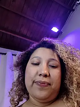 Webcam Model (BonnieRitz)  is live.Free join now!