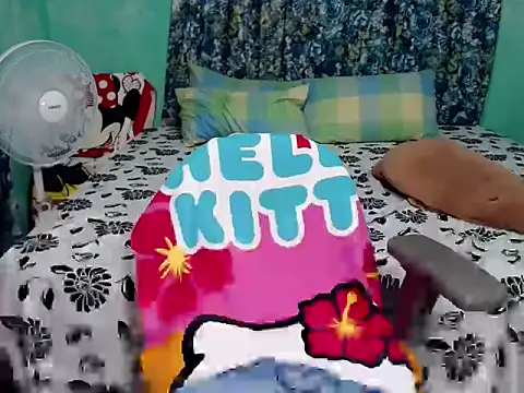 lovelable_smile webcam