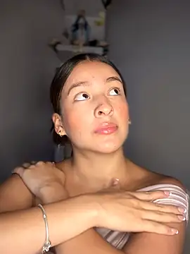 talia_bonet (F young) - Naked I masturbate for you _C lush ✨💝