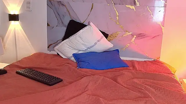 latinblack_98 - Latinblack_98's free webcam - UK Sex Cams